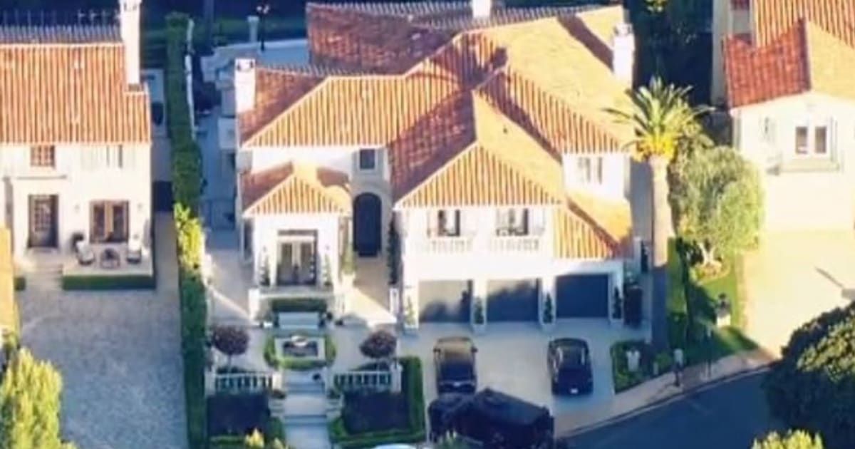 Neighbors reported hearing 'screaming' from the property, which they believed was being rented by a family of Chinese nationals (Fox LA)
