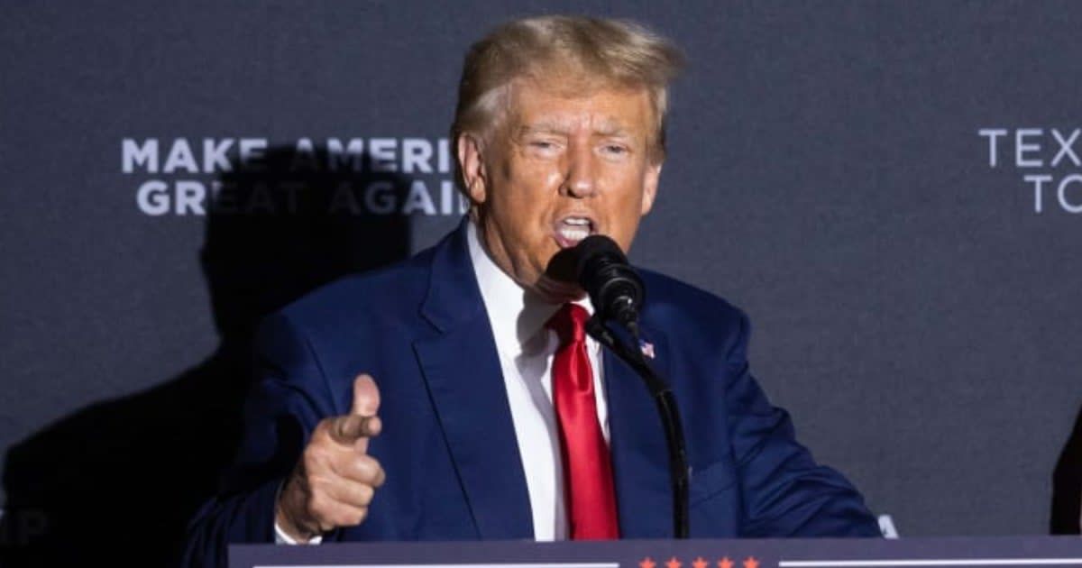 Donald Trump criticized the veto limit in his hush money trial jury selection (Scott Eisen/Getty Images)