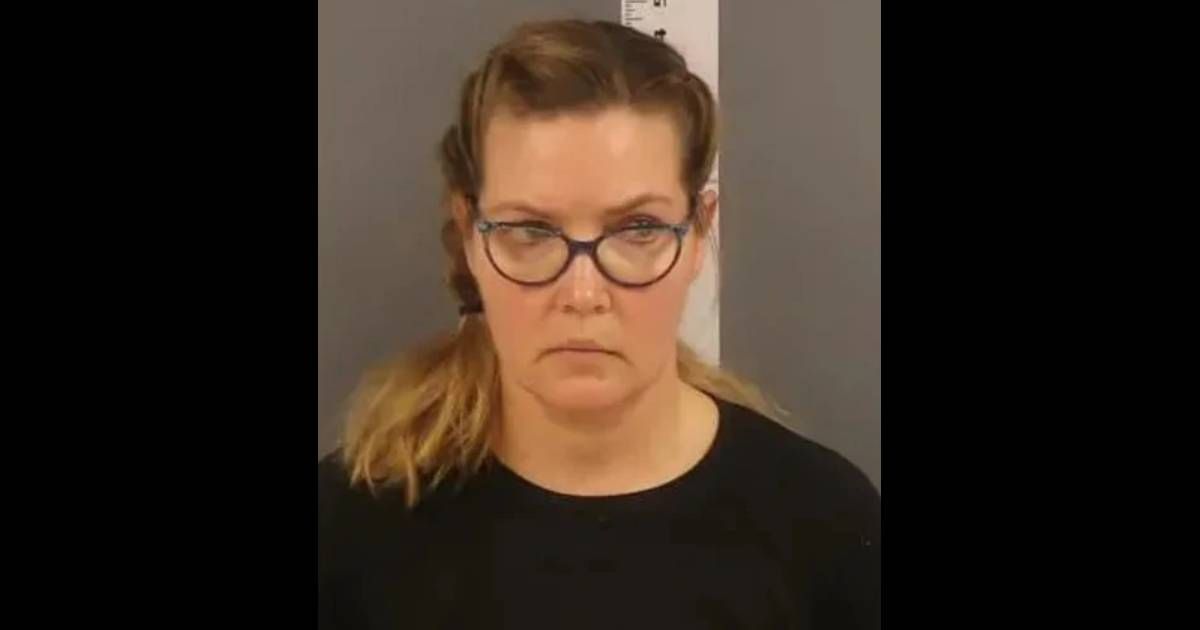 Nicole Lynn Mitchell is a former broadcast meteorologist (Becker County Jail)