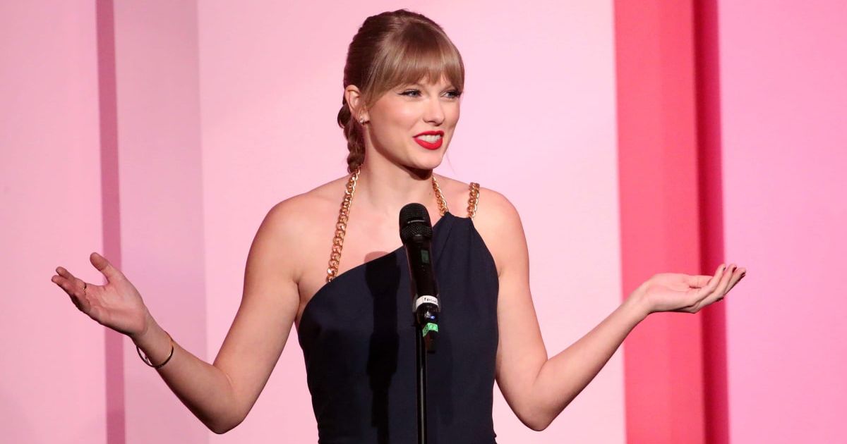 An author lashed out at Taylor Swift for ignoring Israel-Palestine war in her album (Getty Images)
