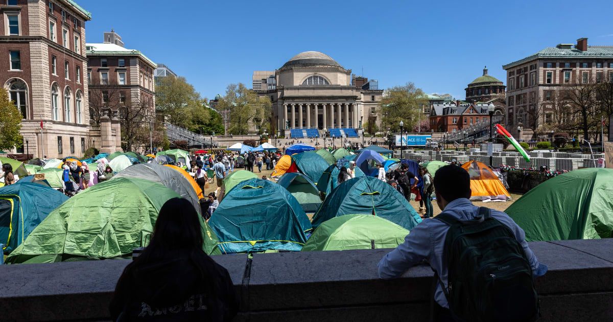 Pro-Palestinian student protesters at Columbia University have two days to end their protests (Michael M. Santiago/Getty Images)
