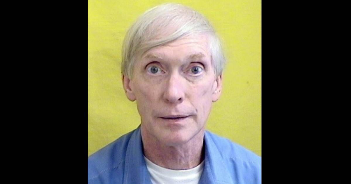 John Smith II kept his first wife's mutilated corpse in a box and informed the police about the box years later (Ohio Department of Correction)