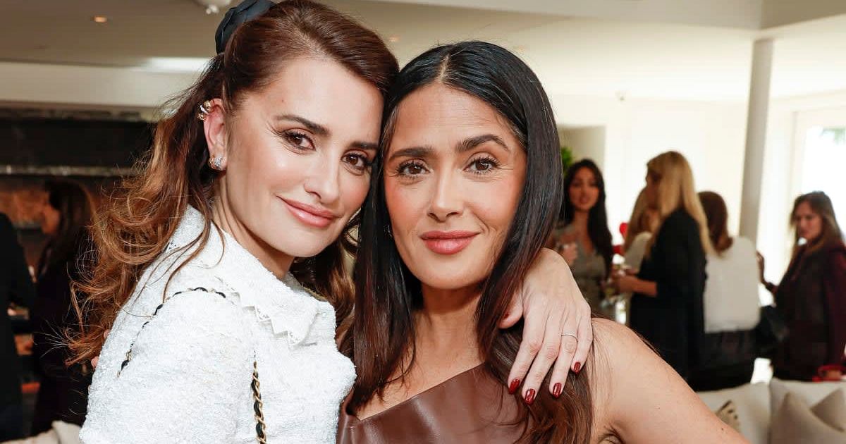 Salma Hayek recalls horrific plane disaster with her lifelong friend Penelope Cruz in recent interview (Emma McIntyre/Getty Images)
