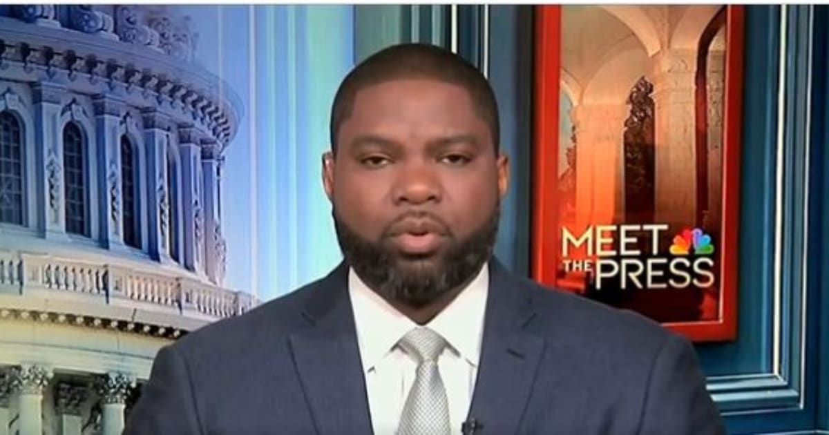 Republican Representative Byron Donalds of Florida faced a disturbing incident at an anti-Israel protest at George Washington University (MSNBC)