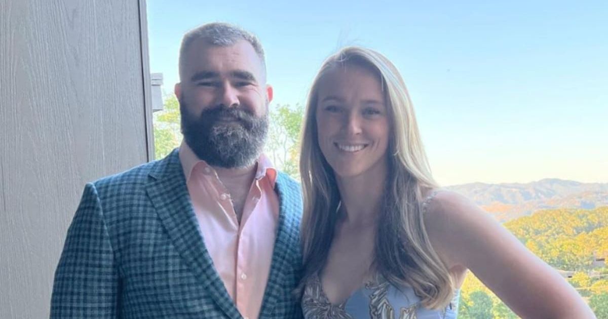 'Kylie is a saint!’ Fans joke as Jason Kelce reveals bizarre gift he gave his wife to celebrate 6 years of marriage