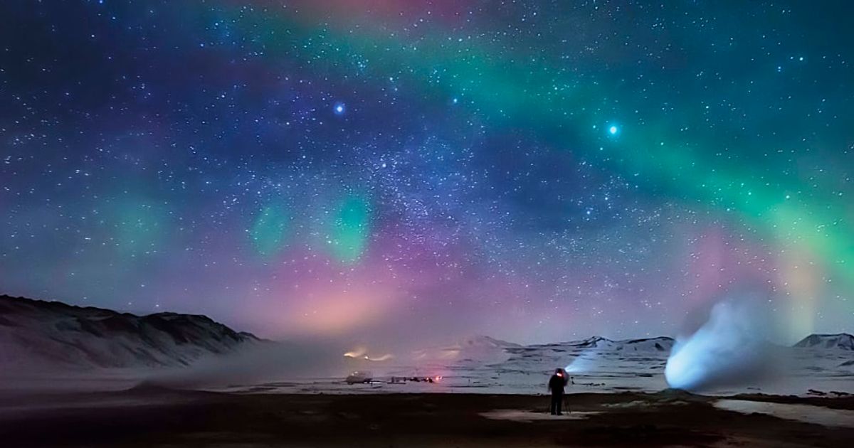 Internet shares breathtaking photos of aurora lighting up sky over US as rare geomagnetic storm hits earth