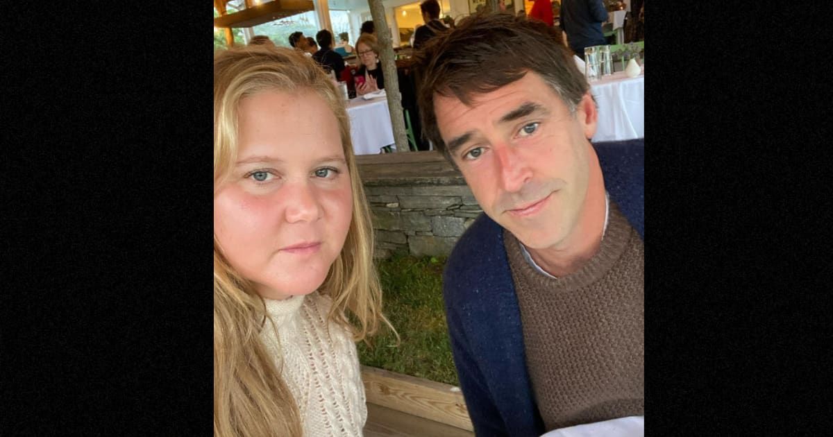 Amy Schumer and her husband, Chris Fischer, have a son named David (@amyschumer/Instagram)