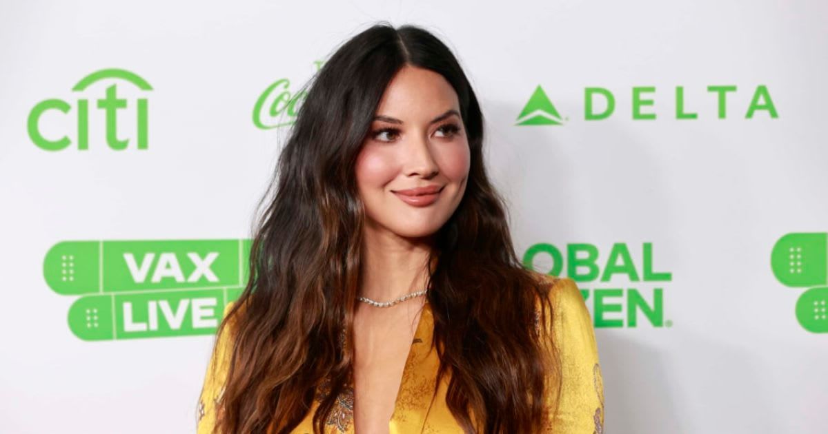 Olivia Munn shares she had hysterectomy as part of her cancer struggle (Getty Images)
