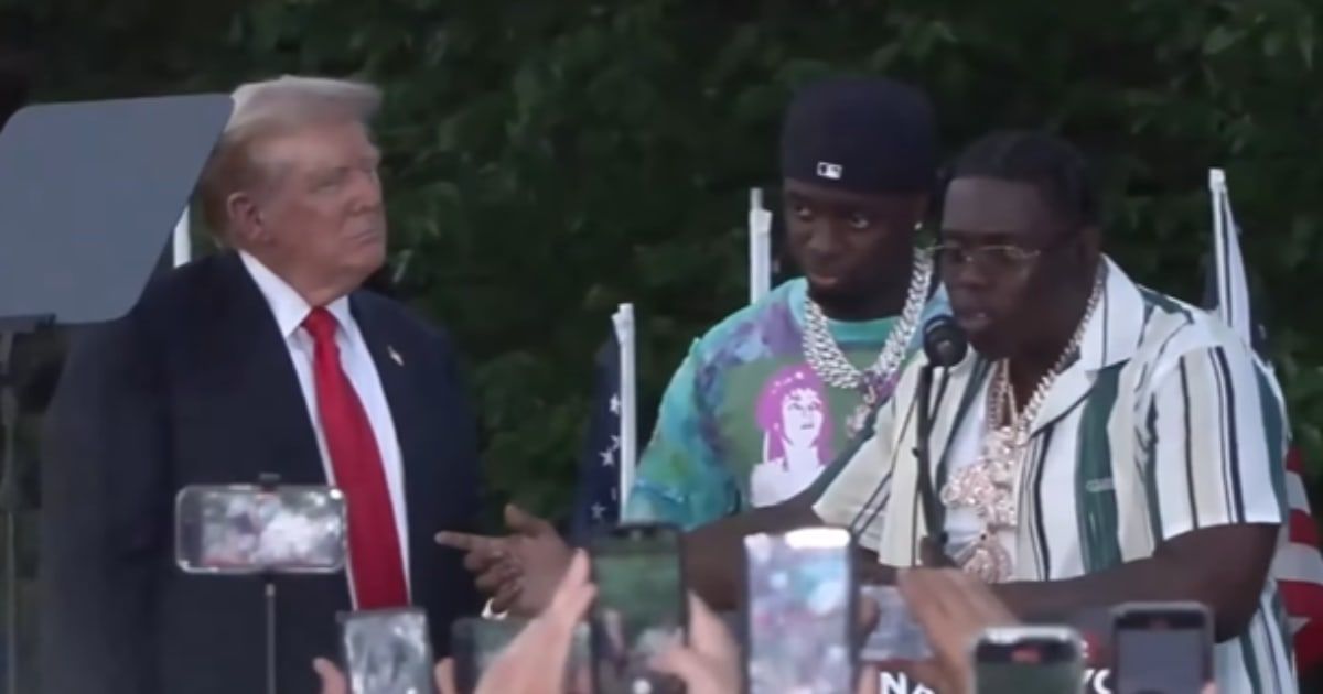 Rappers Sleepy Hallow and Sheff G indicted for murder conspiracy, endorsed Donald Trump at the Bronx rally(@teamtrump/Instagram)