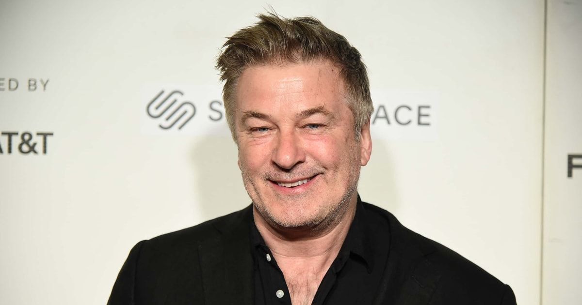 Internet demands Alec Baldwin be ‘sent to prison’ after judge denies actor’s motion to drop ‘Rust’ manslaughter case 