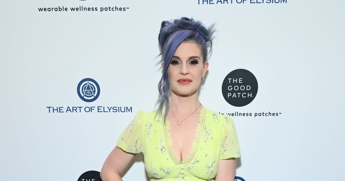 Kelly Osbourne pointed out that cancer runs in her family (Araya Doheny/Getty Images)