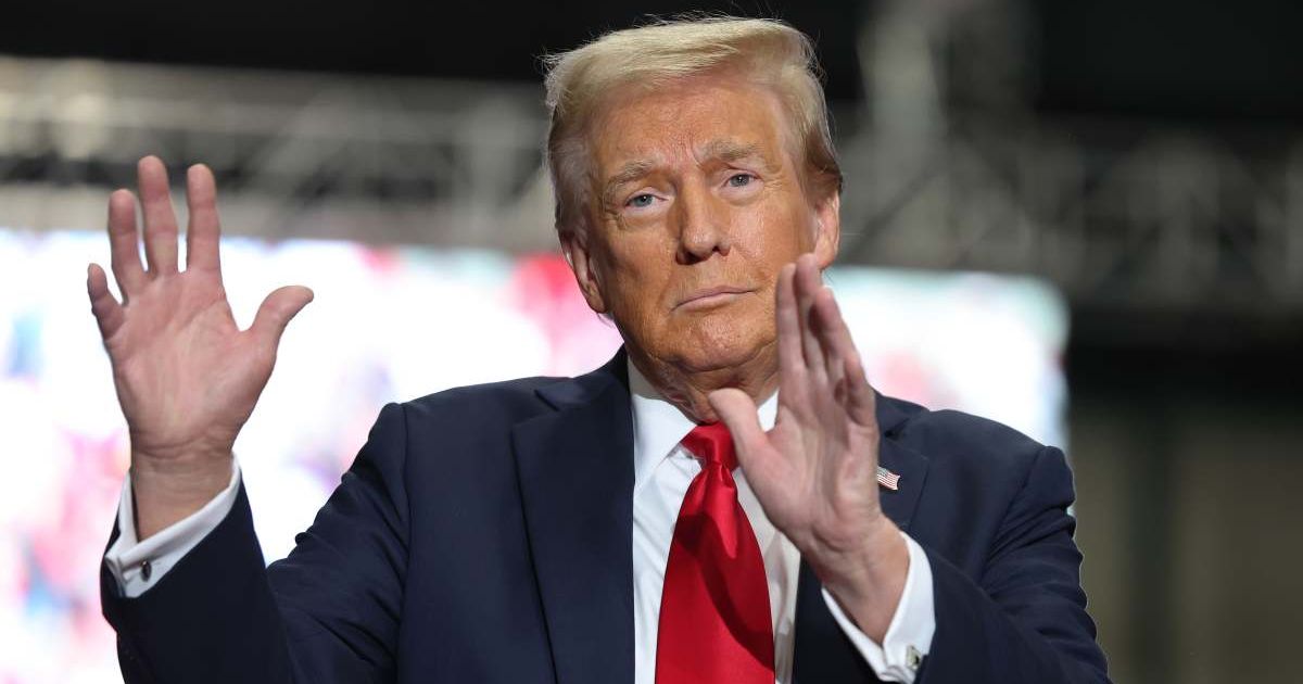 Fact Check: Did Donald Trump sign January 6 pardons using autopen?