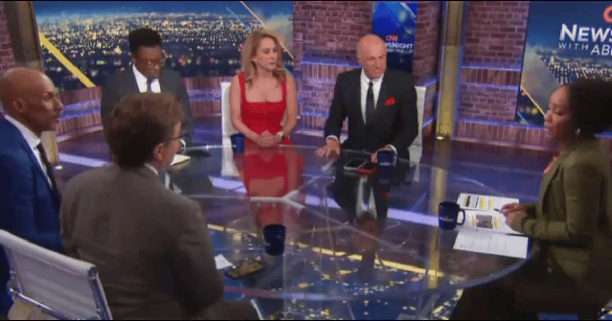 CNN panel erupts over Trump's allegation of 'treason' against Obama: ‘I'm not gonna calm down’