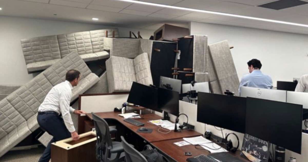 Chilling images show NYC office workers piling furniture to barricade doors during Manhattan shooting