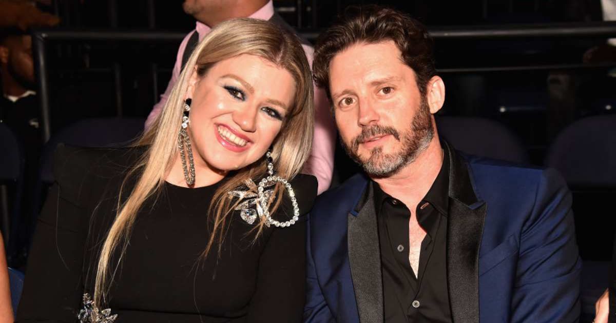 Kelly Clarkson pauses Vegas residency to be 'fully present' for children amid ex-husband's health crisis