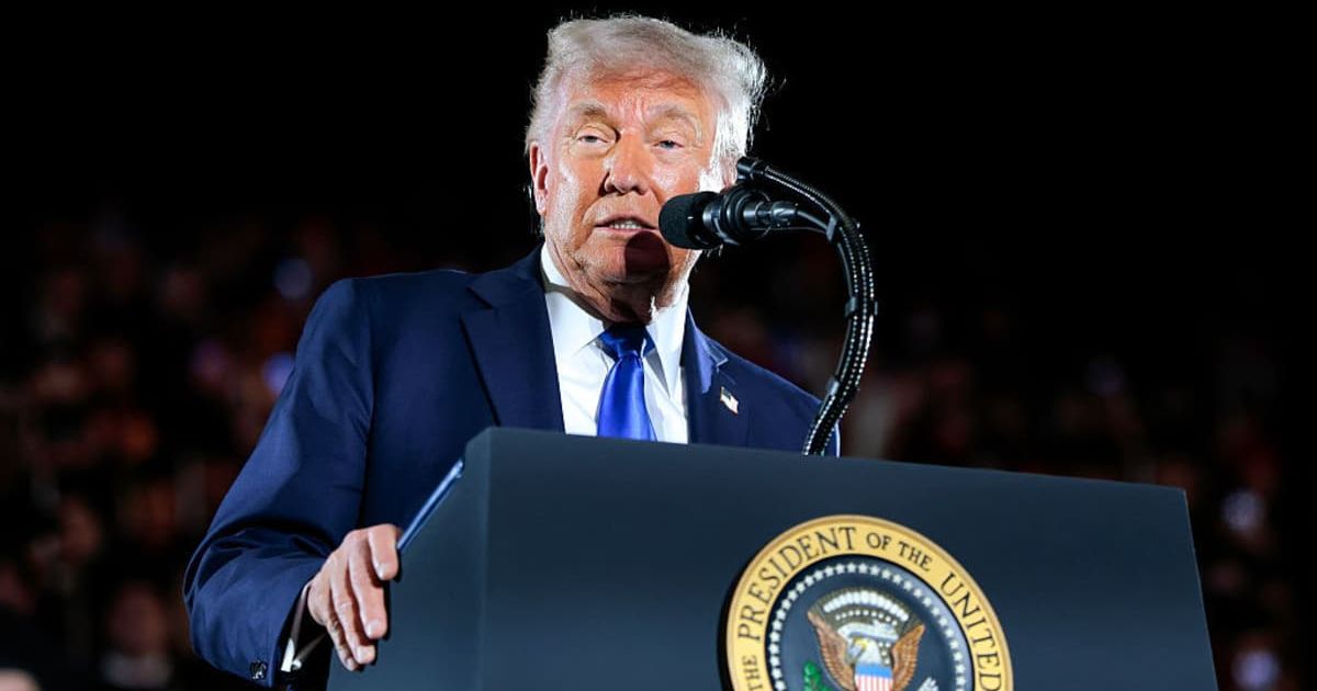 Trump reportedly eyes reclassifying marijuana as less dangerous drug, Internet calls it 'bad idea'