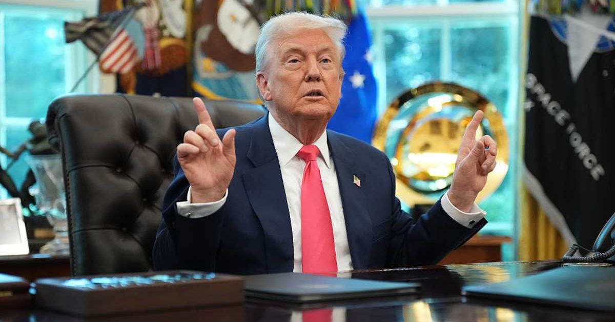 Body language expert says Trump’s clenched hand posture signals 'frustration' ahead of Putin summit