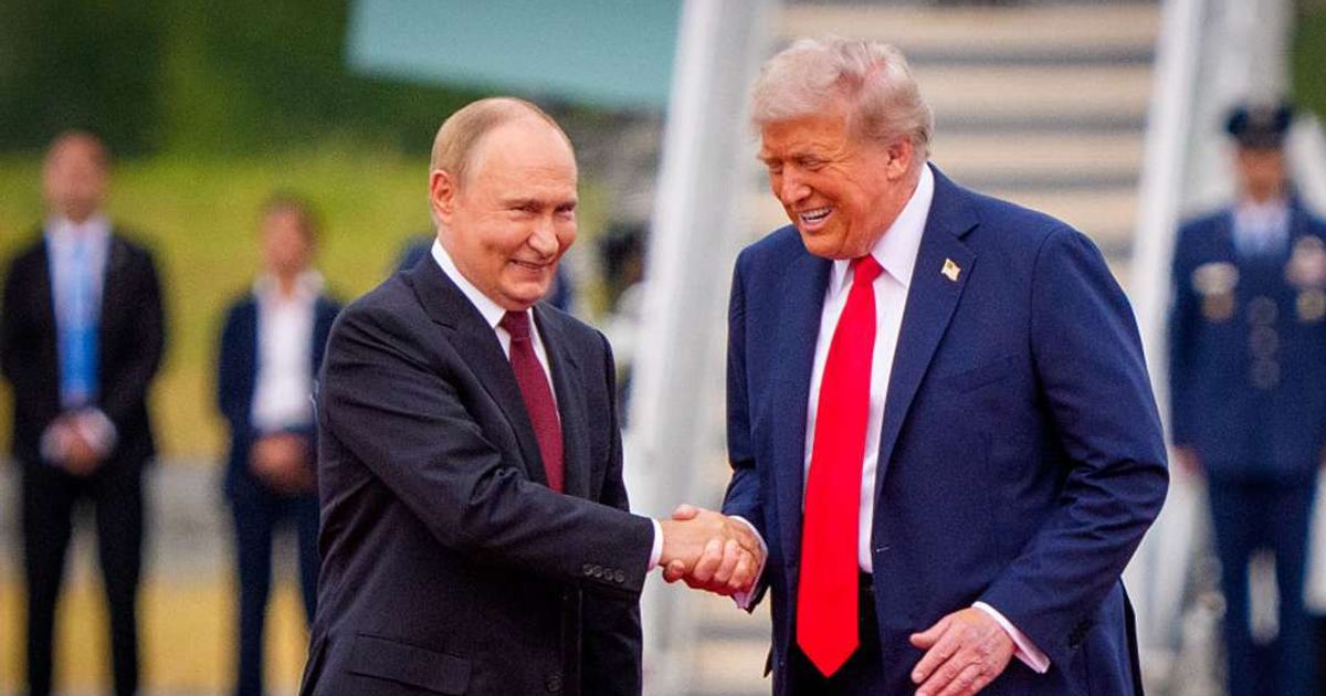 Trump team slammed as Putin summit papers with ‘location and gift’ details left in Alaska hotel printer