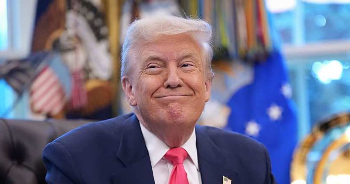 'Make Chicago safe again': Trump to deploy hundreds of DHS officers for city raids, Internet hails move