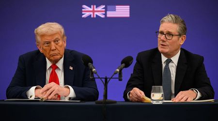Body language expert says Trump was ‘reserved’ and showed ‘signs of tension’ during Keir Starmer meeting