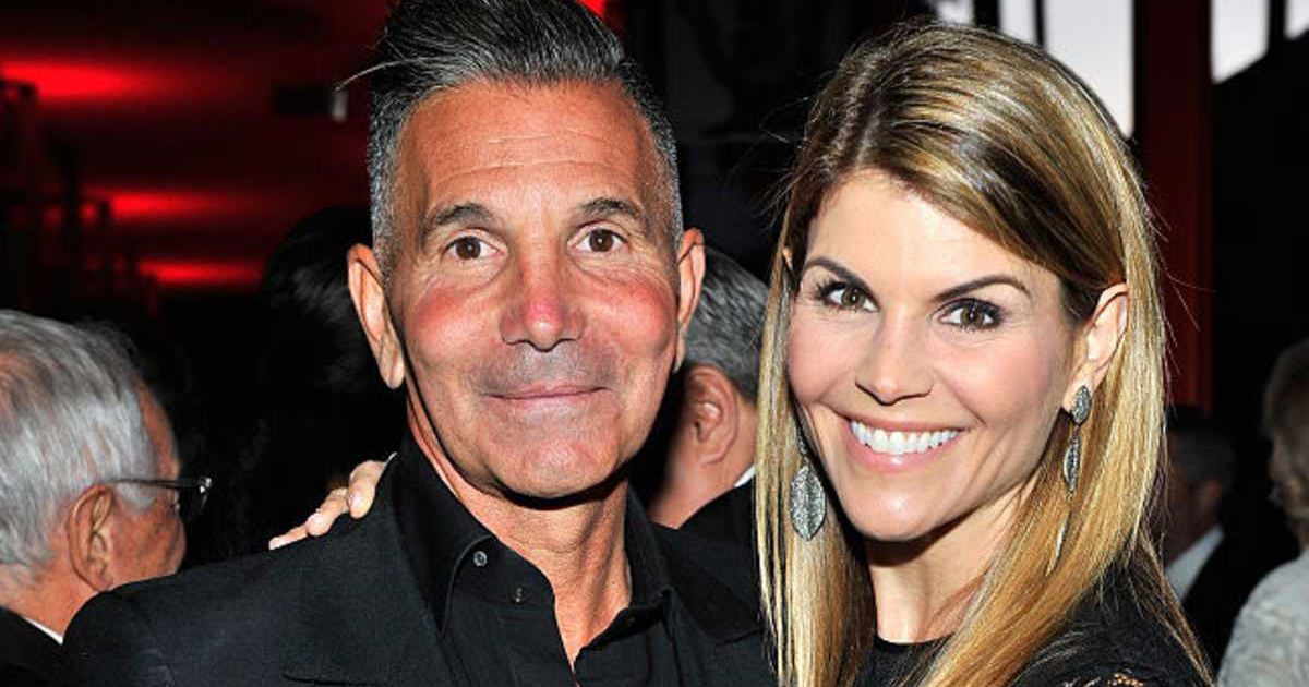 Lori Loughlin and Mossimo Giannulli got married in 1997 (Getty Images) 
