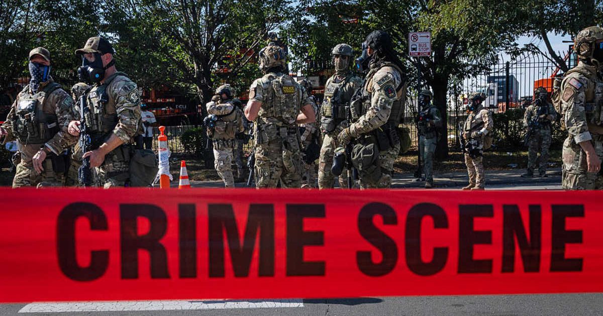 Federal law enforcement agents were reportedly cornered by a convoy of ten vehicles in the Broadview area on October 4, 2025 (Scott Olson/Getty Images)