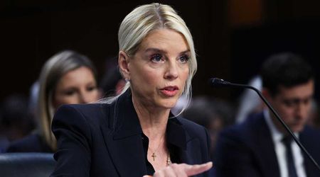 Pam Bondi clashes with Dick Durbin over troop deployment: ‘Love Chicago as much as you hate Trump’