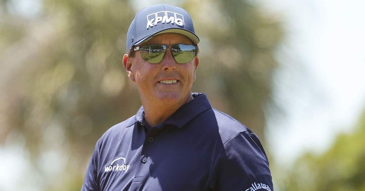 Phil Mickelson mocked former President Joe Biden's autopen usage in a satirical post about the nationwide 'No Kings' protests (Getty Images)