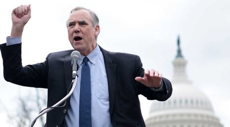 Jeff Merkley warns of 'tyranny' in marathon Senate speech against Trump’s leadership