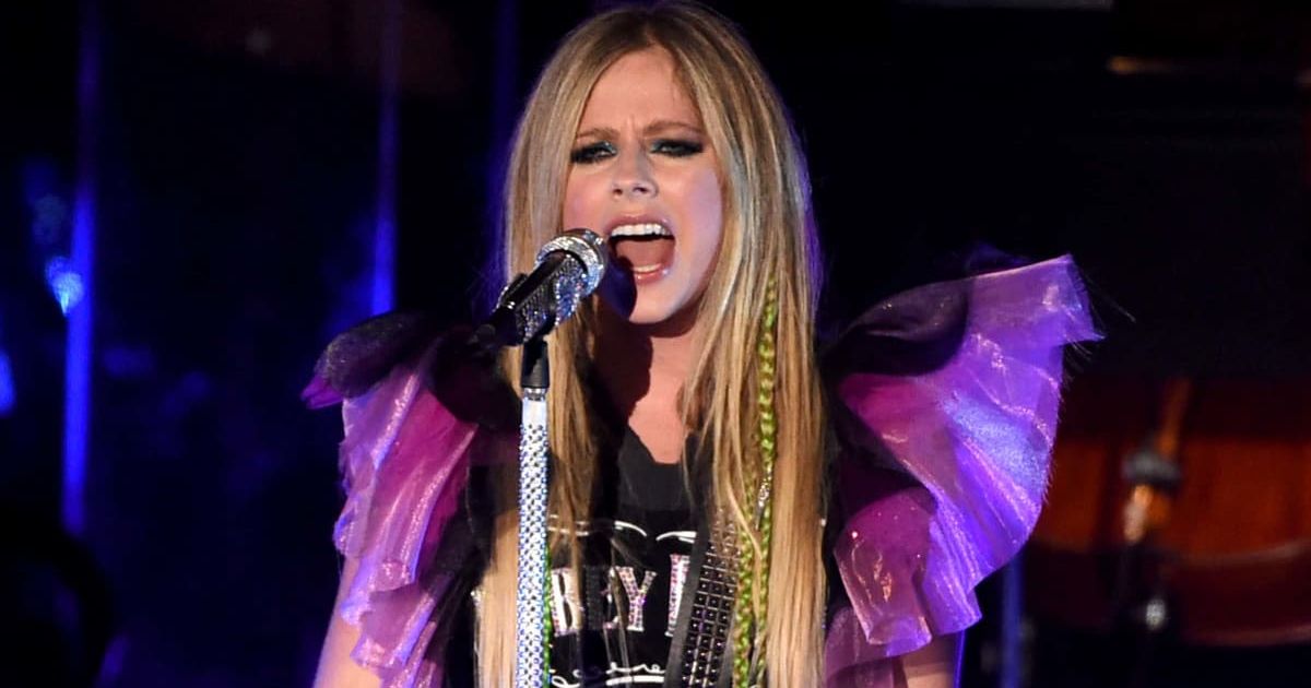 A viral post claimed that singer Avril Lavigne had requested Netflix to delete all of her scenes from a movie related to LGBTQ content (Kevin Winter/Getty Images)