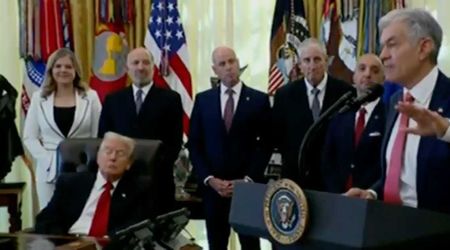 Trump sparks health concerns after appearing ‘asleep’ during Oval Office meeting