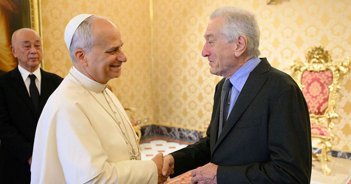 Pope Leo XVI meets with Robert De Niro during an audience at the Apostolic Palace on November 7, 2025, in Vatican City (Simone Risoluti - Vatican Media via Vatican Pool/Getty Images)