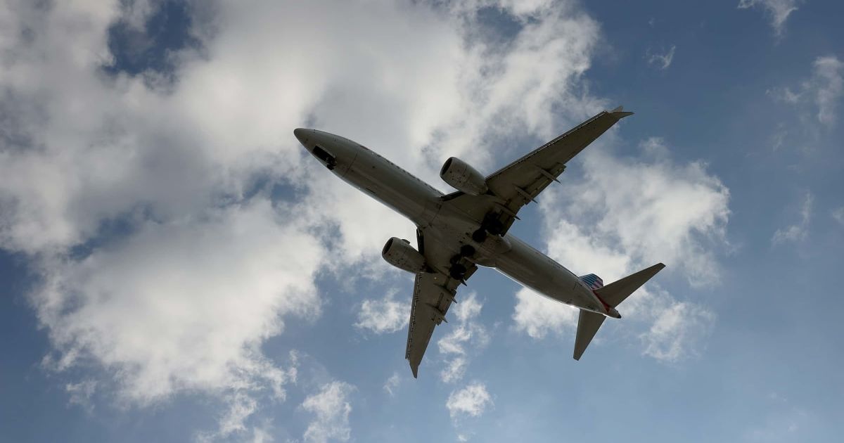 Transportation Secretary Sean Duffy warned on Sunday, November 9, that flight reductions could reach 20% if the shutdown impasse continued (Getty Images)