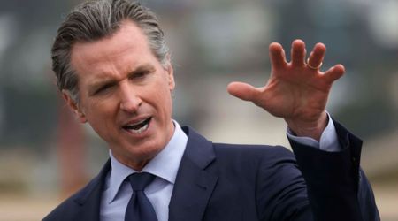 Gavin Newsom blasts 'pathetic' shutdown deal, urges Democrats not to 'bend the knee'