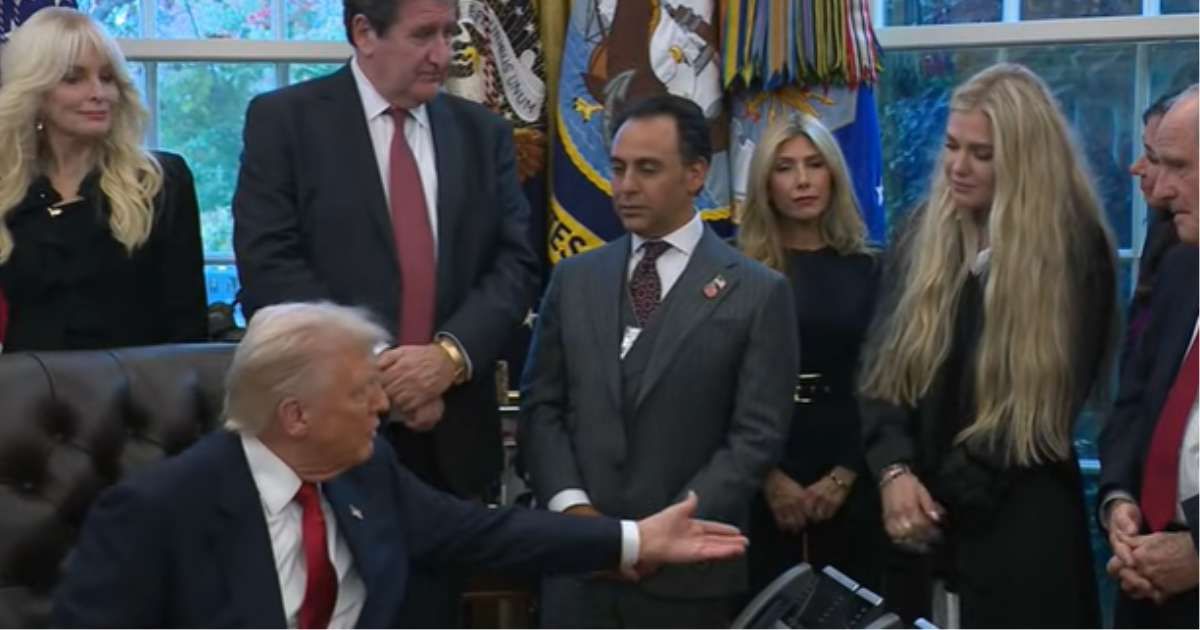  Erika Kirk honored her late husband Charlie Kirk at the swearing-in ceremony of Sergio Gor as the new US ambassador to India (White House/Youtube)