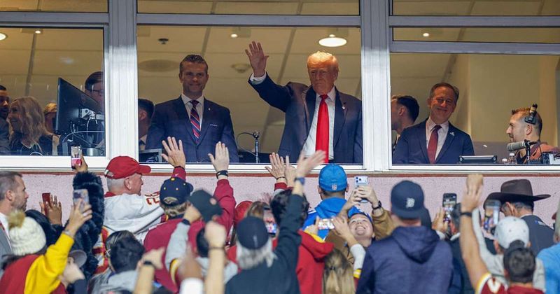 Fact Check: Did Trump order ICE to arrest 67,000 NFL fans who booed him?
