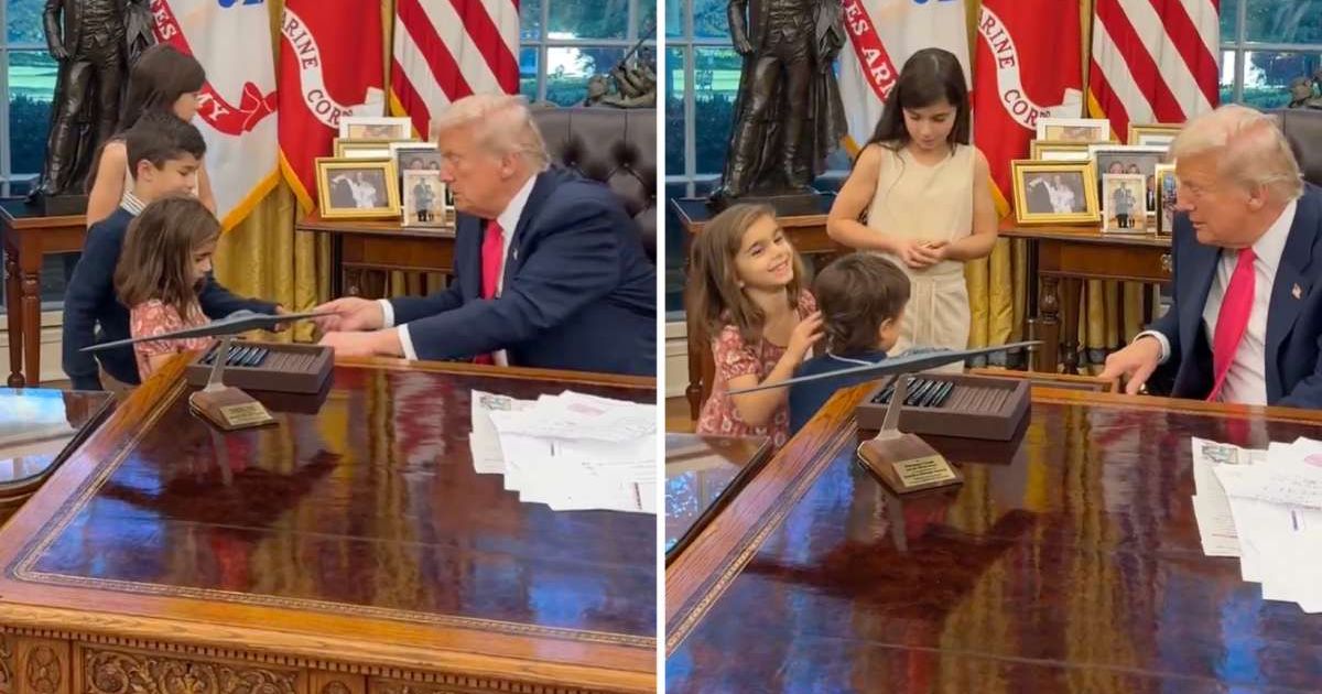 Trump greeted children in the Oval Office and handed them challenge coins and pens (@MargoMartin47/X)