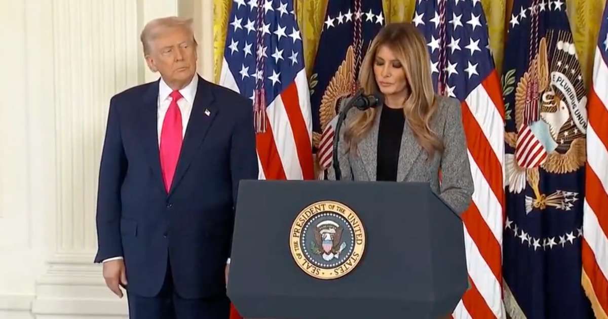 President Donald Trump’s effort to hide his right hand with makeup resurfaced as he stood beside first lady Melania at the White House (Screengrab/@justinbroadcast/X)