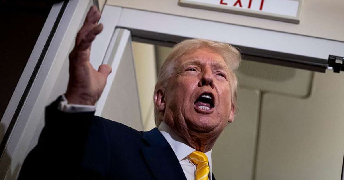 President Donald Trump criticized Republican lawmakers who supported releasing documents related to Jeffrey Epstein (Roberto Schmidt/Getty Images)