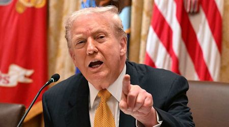 WH addresses Epstein email claiming Trump has inappropriate photo: ‘Prove literally nothing'