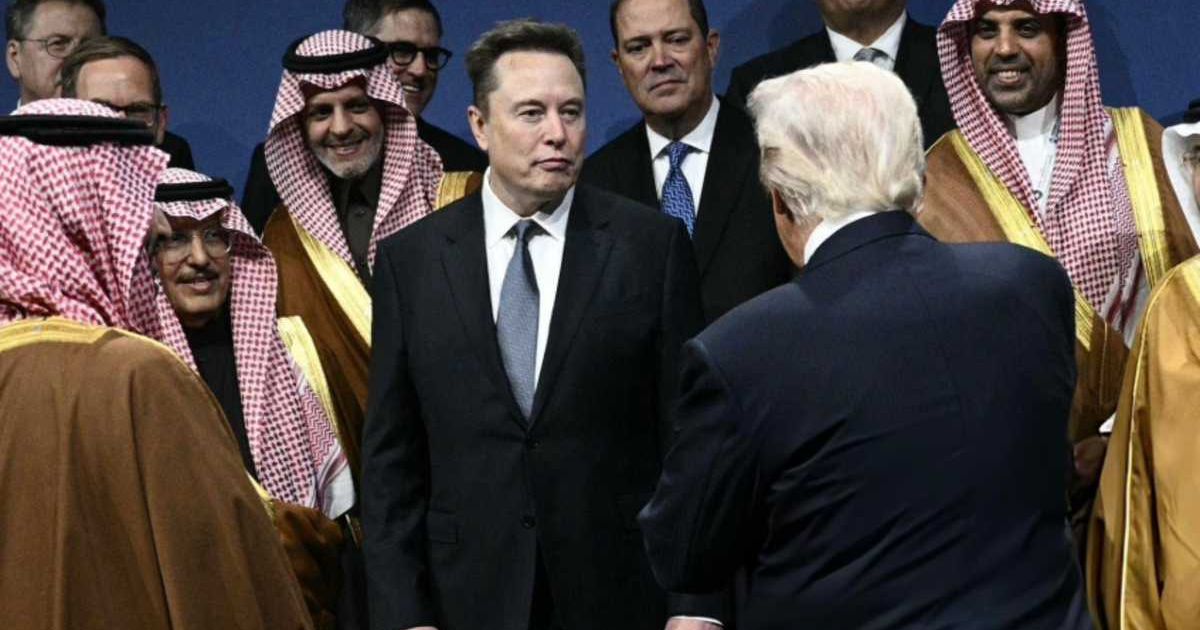 Elon Musk thanked President Donald Trump as he returned to the White House months after their explosive feud, joining Trump at a state dinner with Crown Prince Mohammed bin Salman (@elonmusk/X)
