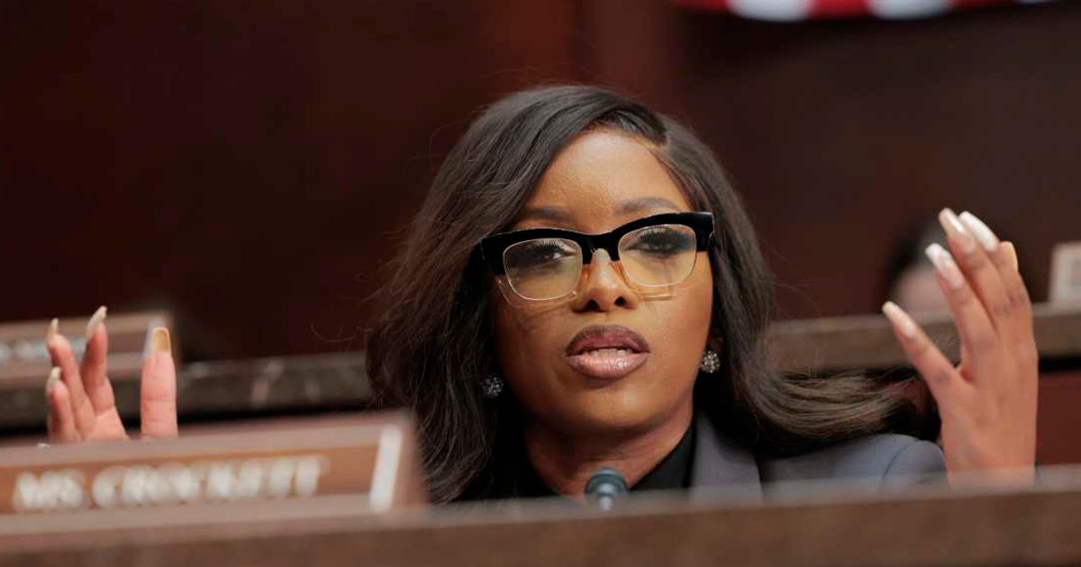 Sara Haines urged Jasmine Crockett to take responsibility, saying she should admit her mistake instead of deflecting, warning it fuels distrust in Congress (Getty Images)