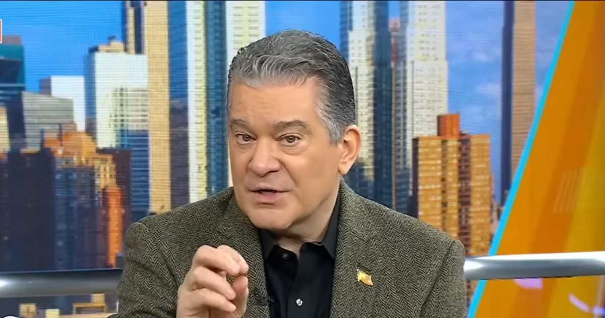 Paul Mauro explained FBI proceedings related to the National Guard ambush and claimed that investigators would have to analyze the suspect’s devices and social media to determine a possible motive (Fox News/YouTube) 