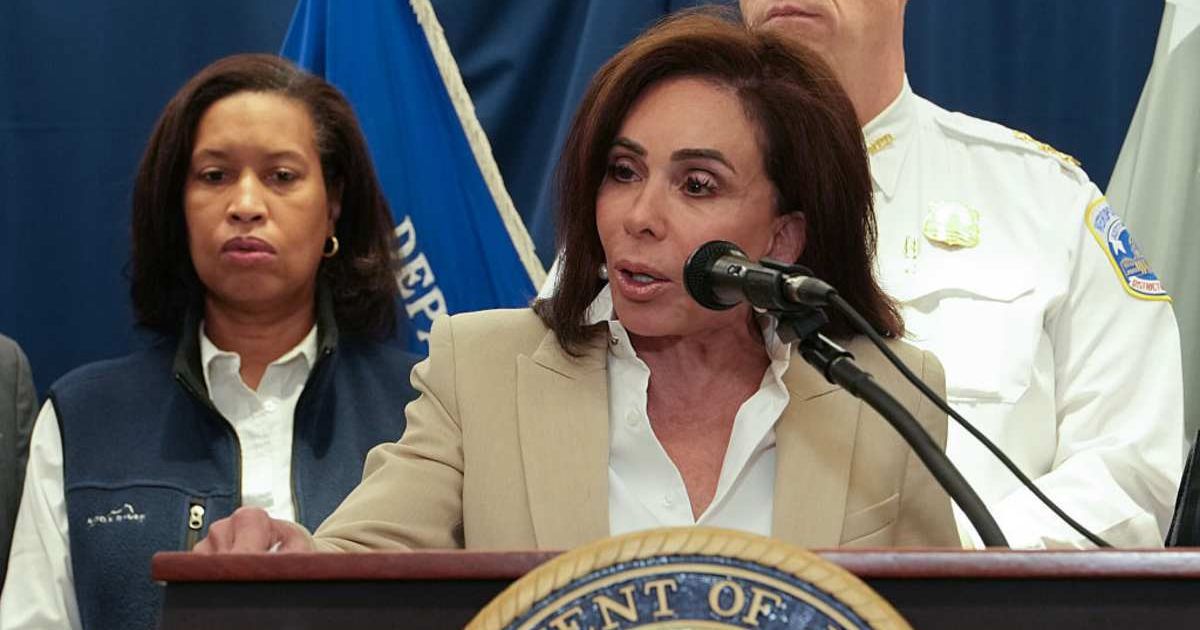 Jeanine Pirro speaks to the press as DC Mayor Muriel Bowser (L) looks on during a conference regarding the shooting of two West Virginia National Guard soldiers on November 27, 2025 (Andrew Harnik/Getty Images)