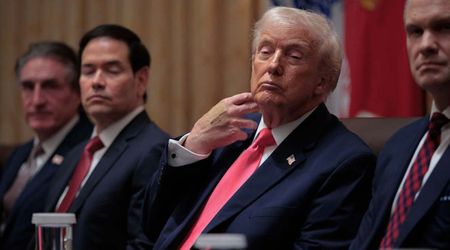 Trump’s hand covered in Band-Aids and makeup at WH meeting sparks fresh concerns over his health