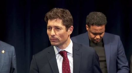 Minneapolis Mayor Jacob Frey refuses to cooperate with ICE, addresses crowd in Somali during speech
