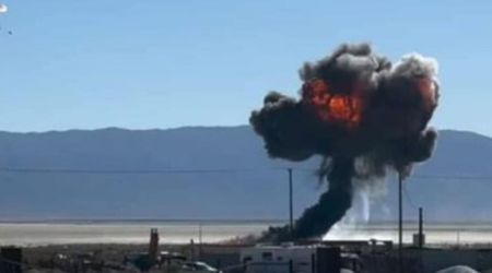 US Air Force F-16C crashes near Trona Airport in Death Valley in massive black smoke