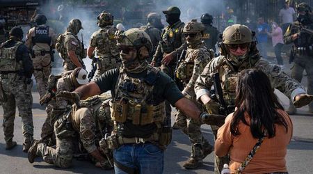 Chicago students track ICE raids by dropping real time pins on a map