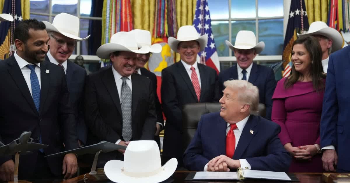 President Donald Trump addressed members of the 1980 US Olympic hockey team during a White House ceremony (Getty Images)