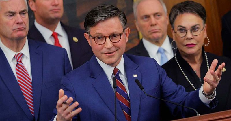 House Democrats secure enough GOP support to force floor vote on ACA subsidies